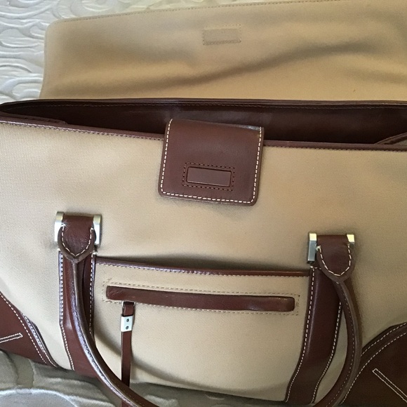 ELLEN TRACY HANDBAG/Tote 👜 perfect condition, beautiful, two tone brown - Picture 7 of 8